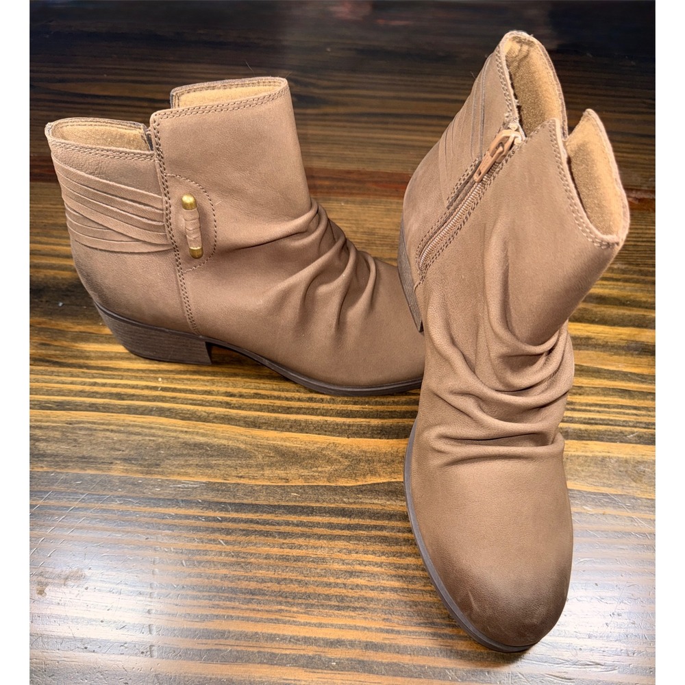 Clarks Collection Womens Taupe Ruched Ankle Boots Brown Block Heel 11 New